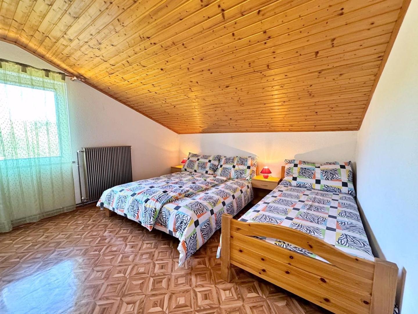 Apartments Pavle Malinska Buitenkant foto